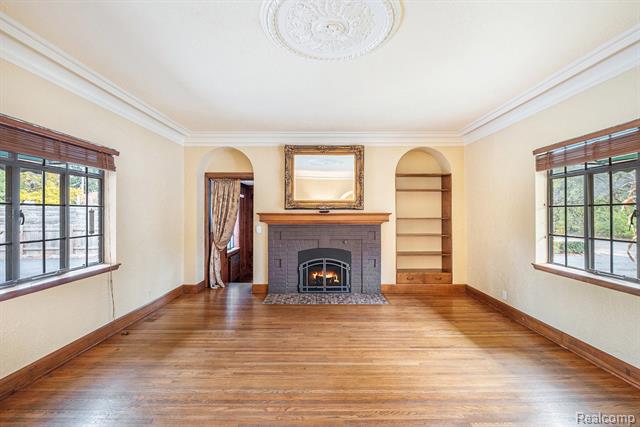 Builiding view six for 1725 Lincoln, Flint, MI. 48503