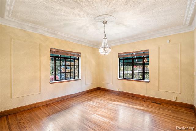 Builiding view three for 1725 Lincoln, Flint, MI. 48503