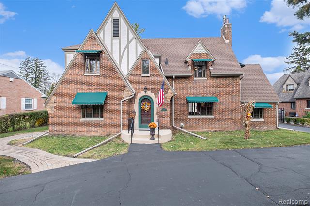 front view for 1725 Lincoln Drive, Flint, Mi. 48503