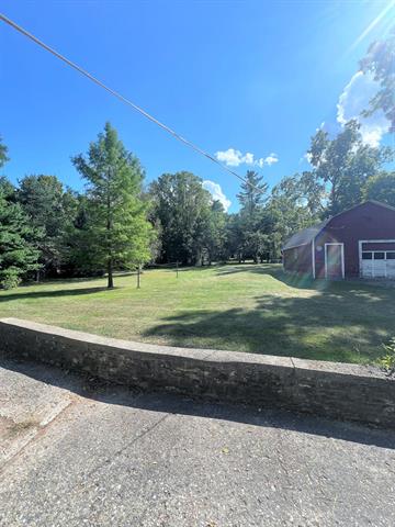 Builiding view six for 217 Marshall, Brooklyn, MI. 49230