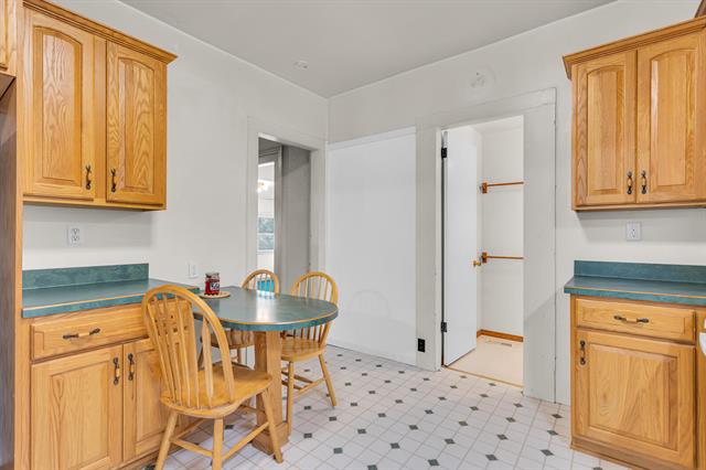 Builiding view ten for 217 Marshall, Brooklyn, MI. 49230