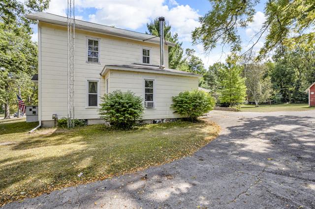 Builiding view thirty eight for 217 Marshall, Brooklyn, MI. 49230