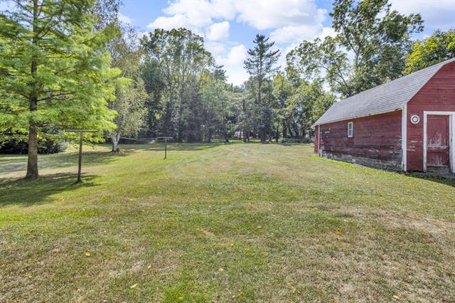 Builiding view three for 217 Marshall, Brooklyn, MI. 49230