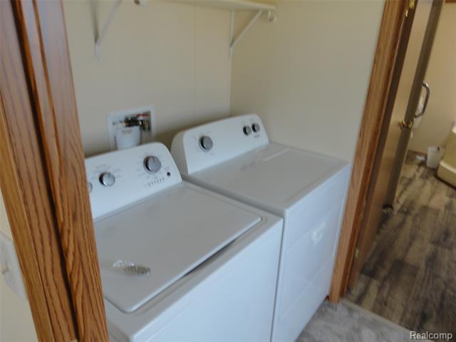 Builiding view thirteen for 13463 Pear, Carleton, MI. 48117