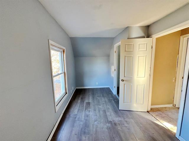 Builiding view eighteen for 320 Euclid, Alma, MI. 48801