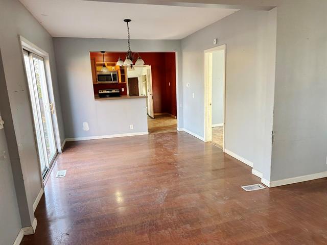 Builiding view five for 320 Euclid, Alma, MI. 48801