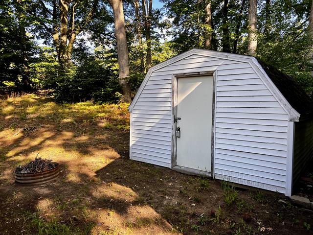 Builiding view two for 191 Bonnie, Ludington, MI. 49431