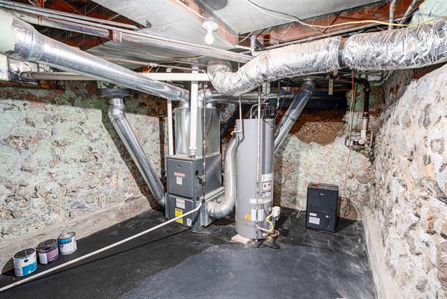 Builiding view fifteen for 522 Cass, Greenville, MI. 48838