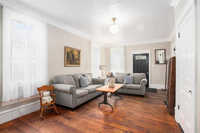 Builiding view three for 522 Cass, Greenville, MI. 48838