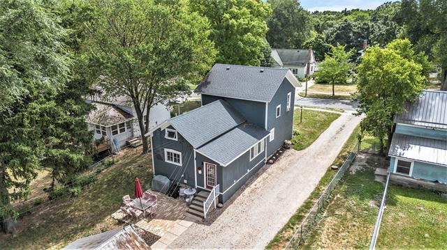 Builiding view two for 522 Cass, Greenville, MI. 48838