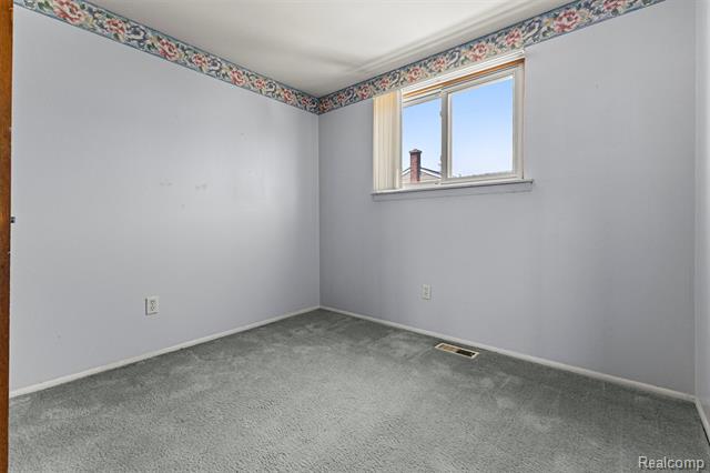 Builiding view twenty for 29156 Manchester, Westland, MI. 48185
