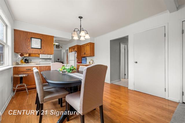 Builiding view fifteen for 5287 Weiss, Saginaw, MI. 48603