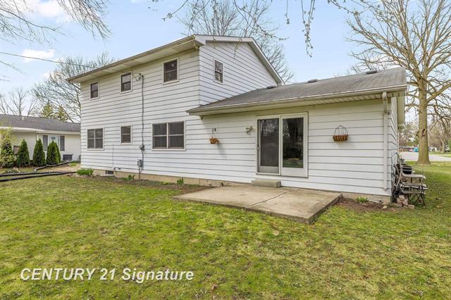 Builiding view thirty two for 5287 Weiss, Saginaw, MI. 48603