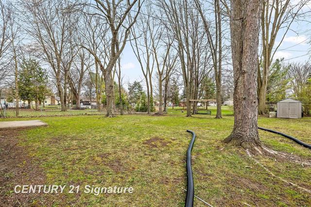 Builiding view twenty nine for 5287 Weiss, Saginaw, MI. 48603