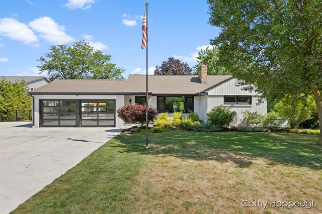 front view for 90 W Tuttle Road, Ionia, Mi. 48846