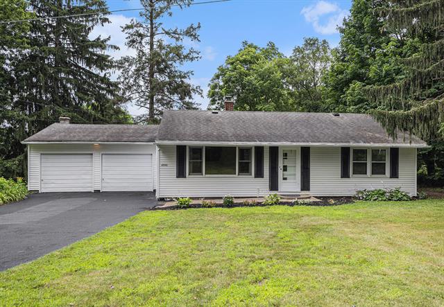 front view for 4941 S Main Street, Leslie, Mi. 49251