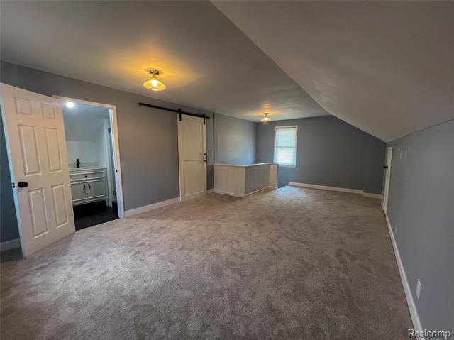 Builiding view seventeen for 19134 Montrose, Detroit, MI. 48235