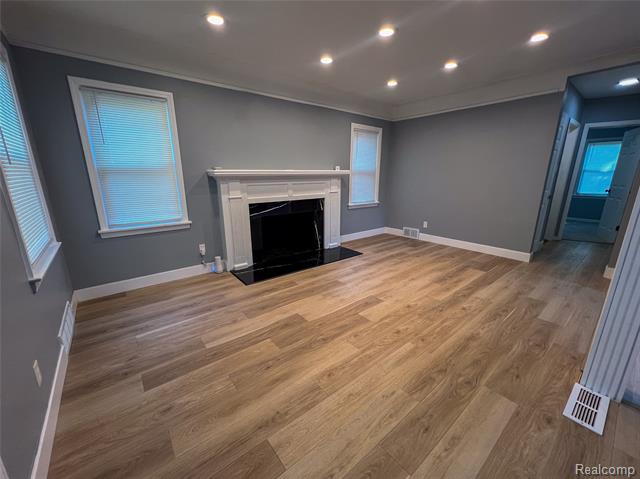 Builiding view two for 19134 Montrose, Detroit, MI. 48235