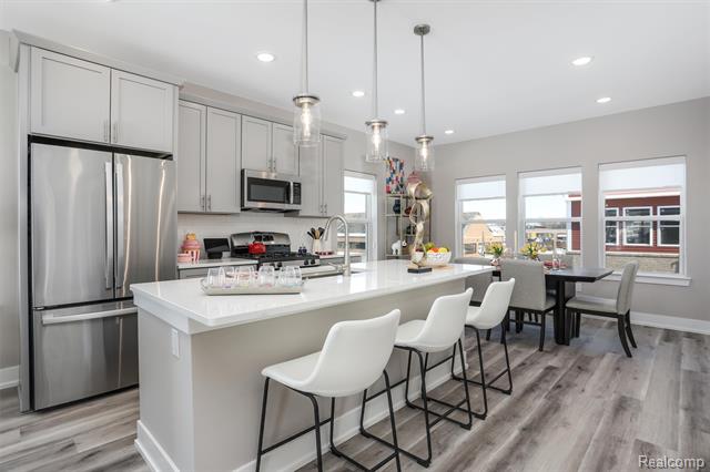 Builiding view nine for 822 Huntley Lane, Troy, MI. 48085