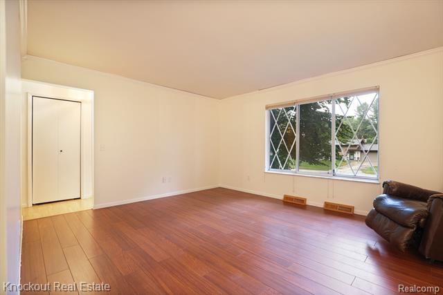 Builiding view eight for 4861 Dorothy, Vassar, MI. 48768