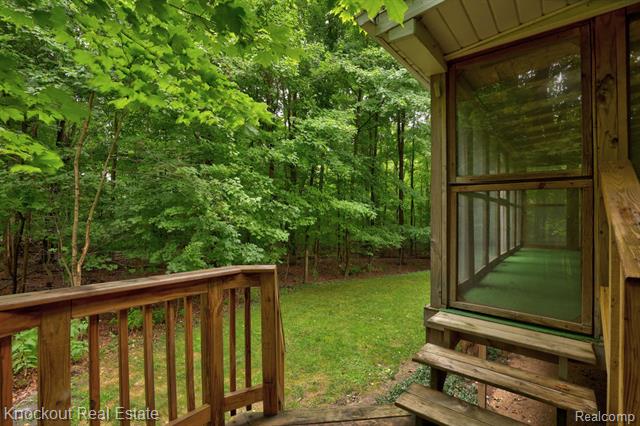 Builiding view thirty eight for 4861 Dorothy, Vassar, MI. 48768