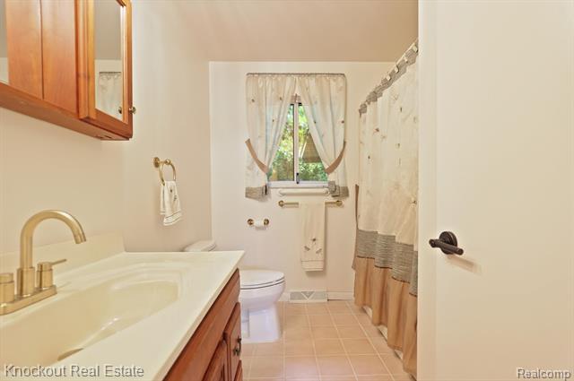 Builiding view twenty for 4861 Dorothy, Vassar, MI. 48768