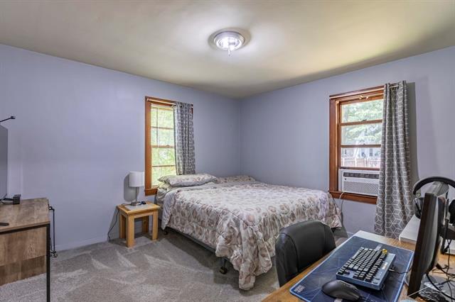 Builiding view fifteen for 515 Ashman, Midland, MI. 48642