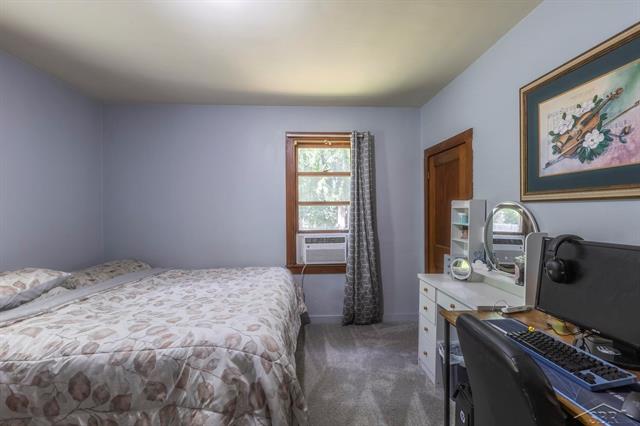 Builiding view sixteen for 515 Ashman, Midland, MI. 48642