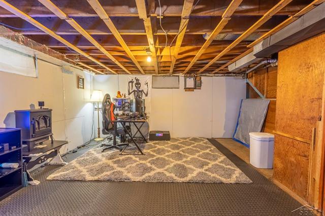 Builiding view twenty for 515 Ashman, Midland, MI. 48642