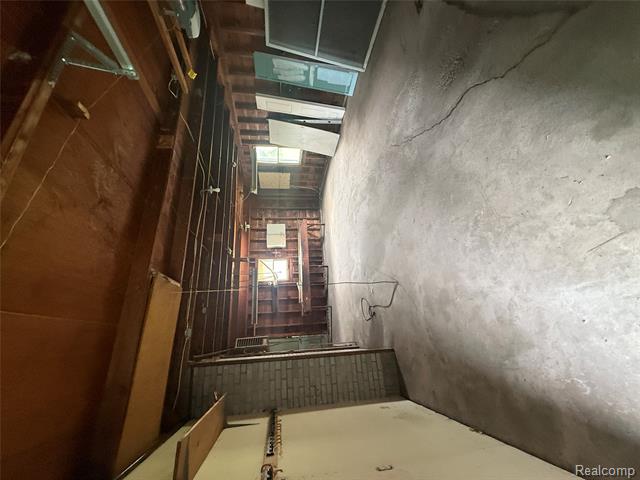 Builiding view twenty five for 3176 Fisher, Bay City, MI. 48706