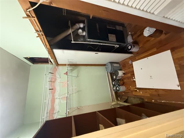 Builiding view twenty for 3176 Fisher, Bay City, MI. 48706