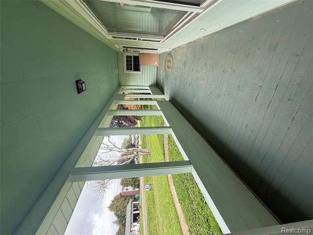 Builiding view two for 3176 Fisher, Bay City, MI. 48706