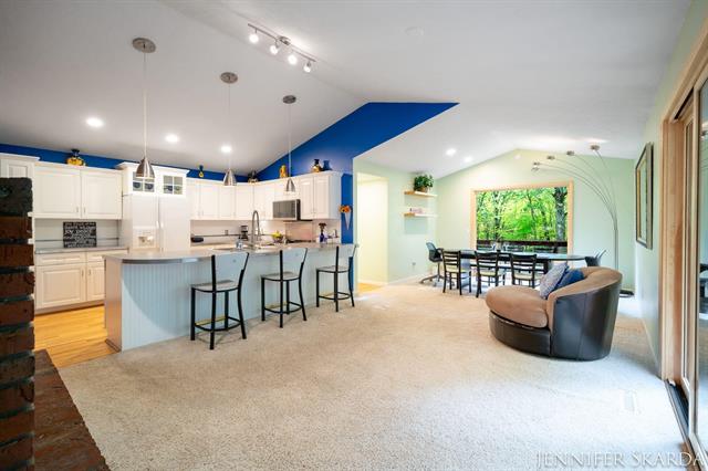 Builiding view eleven for 7380 Leonard, Ada, MI. 49301