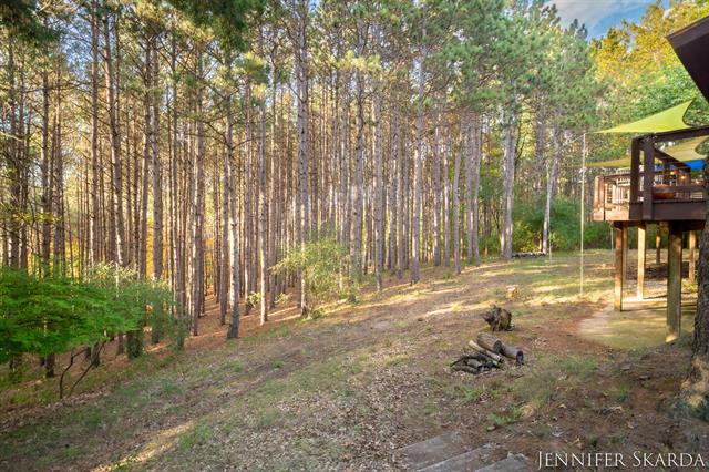 Builiding view forty two for 7380 Leonard, Ada, MI. 49301