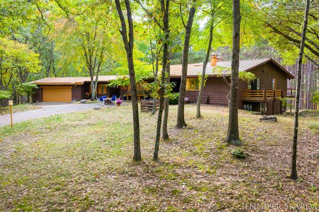 Builiding view three for 7380 Leonard, Ada, MI. 49301