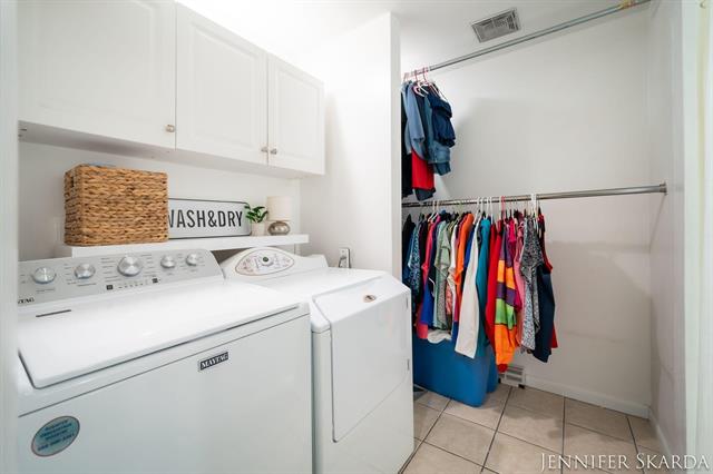 Builiding view twenty eight for 7380 Leonard, Ada, MI. 49301