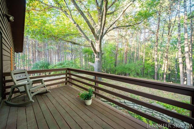 Builiding view twenty five for 7380 Leonard, Ada, MI. 49301