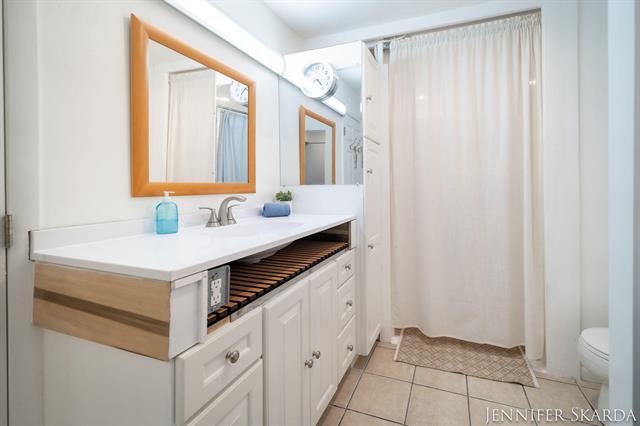 Builiding view twenty six for 7380 Leonard, Ada, MI. 49301