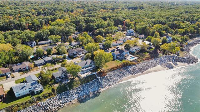 Builiding view forty four for 1407 Shore, New Buffalo, MI. 49117
