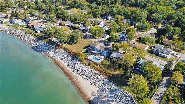 Builiding view forty two for 1407 Shore, New Buffalo, MI. 49117