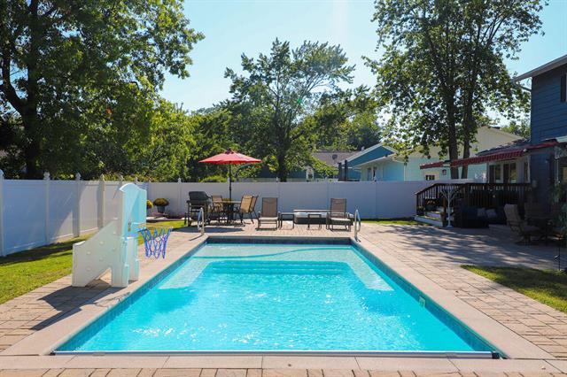 Builiding view seventy four for 1407 Shore, New Buffalo, MI. 49117