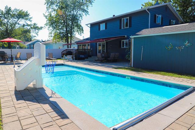 Builiding view seventy two for 1407 Shore, New Buffalo, MI. 49117