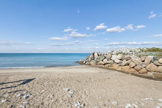 Builiding view thirty nine for 1407 Shore, New Buffalo, MI. 49117