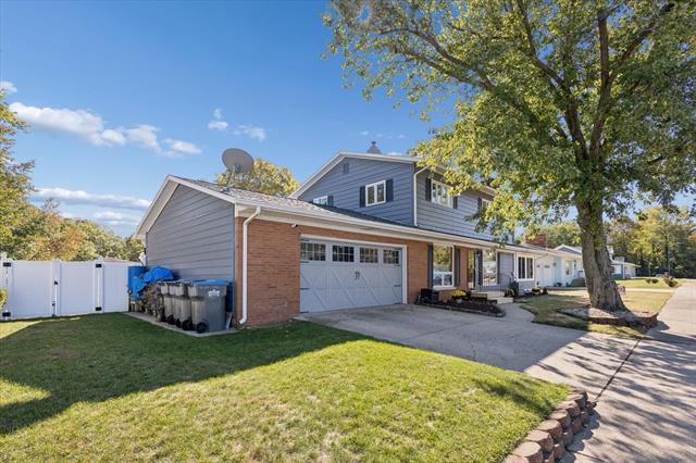 Builiding view two for 1407 Shore, New Buffalo, MI. 49117