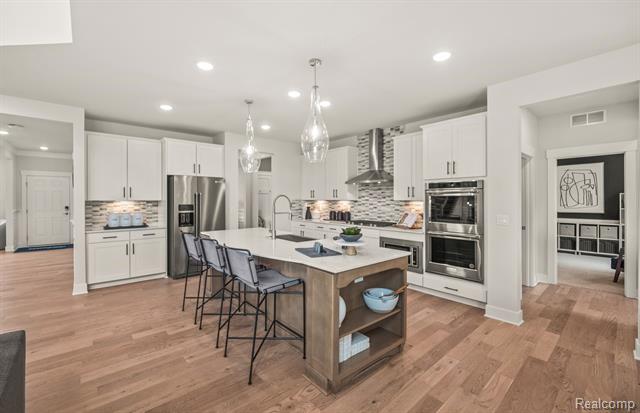 Builiding view eight for 22262 Wagee, South Lyon, MI. 48178