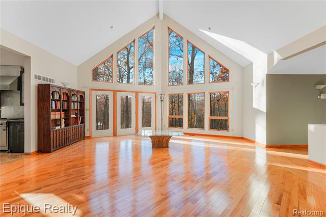 Builiding view fourteen for 2670 Spring Grove, Brighton, MI. 48114