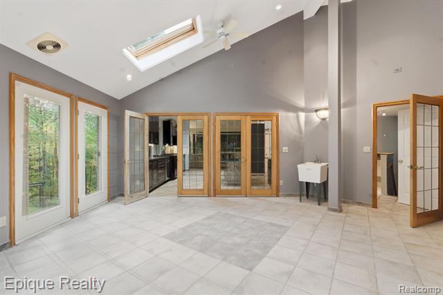 Builiding view thirty two for 2670 Spring Grove, Brighton, MI. 48114