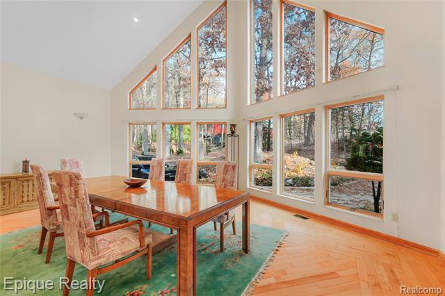 Builiding view twenty for 2670 Spring Grove, Brighton, MI. 48114