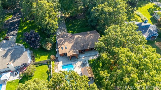 Builiding view fifty three for 15843 Brucker, Grand Haven, MI. 49417