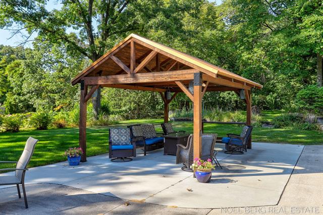 Builiding view forty five for 15843 Brucker, Grand Haven, MI. 49417